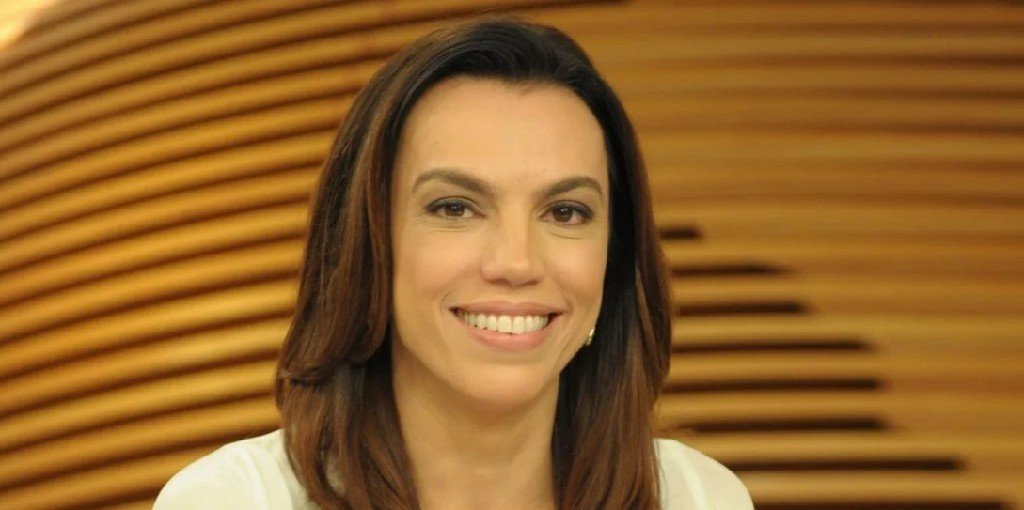 Ana Paula Araújo